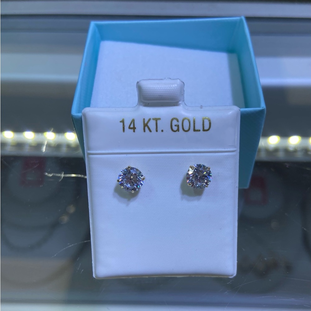 14KT Yellow Gold CZ Studs .